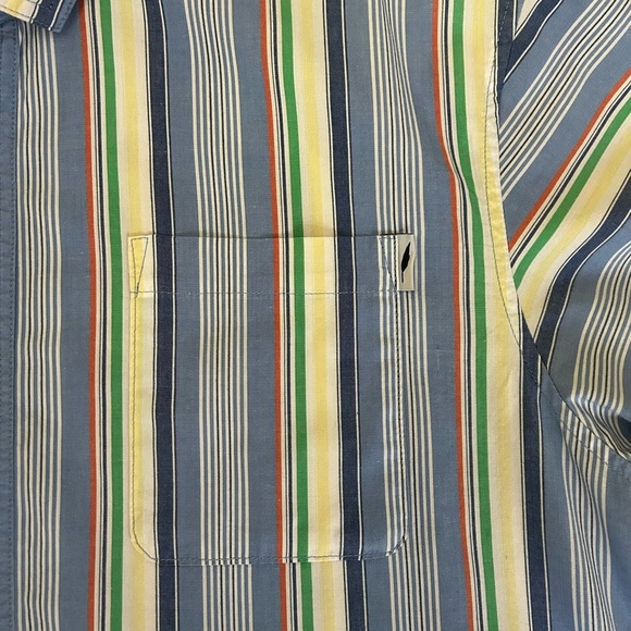 Publish Short sleeves Button Up Blue Yellow Stripes
100% Colton Size XL - Picture 3 of 9